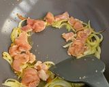 Foto langkah ke 1 dari resep Sup Krim Brokoli Wortel Ayam.