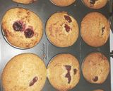Diós muffin meggyel recept fázis 3 fotója