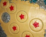 A picture of step 7 of Simple sugar cookies.