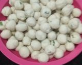Foto langkah ke 4 dari resep Cilok homemade bumbu kacang pedas.