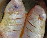 Foto langkah ke 1 dari resep Pecak Ikan Nila dengan Belimbing Wuluh.