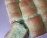 Foto langkah ke 7 dari resep Roti kasur pandan isi keju.