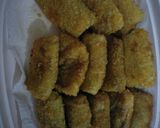 Foto langkah ke 7 dari resep Risol Mayo Jagung Sosis.
