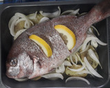 Foto del paso 2 de la receta: Pargo al horno con patatas panaderas