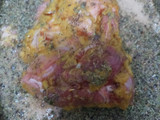 Colita de cuadril de cerdo rellena con Roquefort en cerveza negr