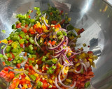 Foto del paso 1 de la receta: Tacos de langostinos y atún