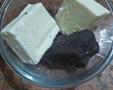 A picture of step 3 of Nuty and Chocolaty Rice roti wrap.