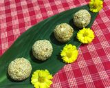 A picture of step 4 of Til / Sesame Ladoo.