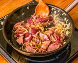 Resztelt csirkemáj recept fázis 4 fotója