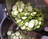 A picture of step 2 of Turai Ki Sabzi.