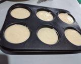 A picture of step 4 of Oven Toaster Butter Muffins.