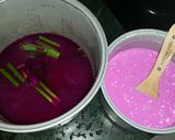 Foto langkah ke 4 dari resep Bubur Sumsum Naga Merah.