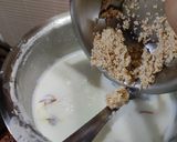 मेवे दलिया केसर वाली (mewe daliya kesar wali recipe in Hindi) रेसिपी चरण 2 फोटो
