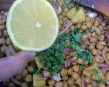 A picture of step 5 of Unique chana chaat.