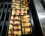 A picture of step 3 of Electric smokeless grill.