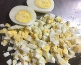 A picture of step 4 of Egg Sandwich.