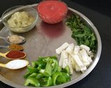 A picture of step 2 of Paneer Capsicum Masala.