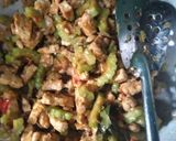 Foto langkah ke 5 dari resep Tumis tempe pare anti pahit.