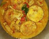 Foto langkah ke 4 dari resep 48. Telor Ceplok Kuah Santan.