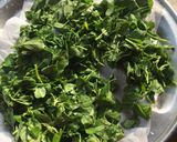 A picture of step 1 of Dry Aloo Methi.