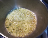 Foto del paso 3 de la receta: Coditos con romero y crema