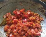A picture of step 1 of Paneer bhurji.