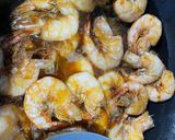 Foto langkah ke 4 dari resep Udang Masak Kecap Inggris.