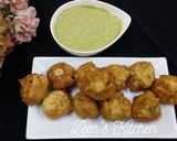 A picture of step 5 of Restaurant Style Mysore Bondas.