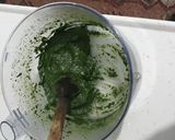 A picture of step 3 of Spinach Cake.