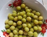 Hình bước làm 1 của món Chùm ruột trộn mắm đường