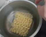 Foto langkah ke 1 dari resep Mie goreng sederhana.