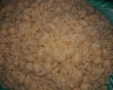 A picture of step 2 of Macaroni and stew.