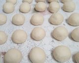 Foto langkah ke 7 dari resep Eggless donut, metode water roux/thanzhong.