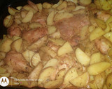 Foto del paso 24 de la receta: Pollo "entalcado" con papas rústicas