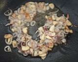Foto langkah ke 3 dari resep Orak-Arik Tahu Telur Sawi Putih #107.