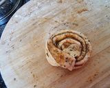 A picture of step 4 of Masala lachchha paratha.