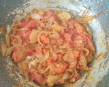 A picture of step 6 of Prawn curry.