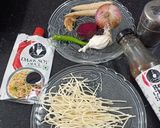 A picture of step 2 of Szechwan Pepper manchow soup.