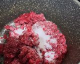 Foto langkah ke 6 dari resep Raspberry Cream Cake Ketogenic.