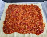 Foto del paso 4 de la receta: Empanada de atún y pimientos