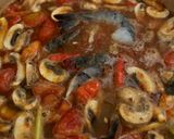 Foto langkah ke 6 dari resep Tom Yum Goong - Sup Udang Asam Pedas Khas Thailand.