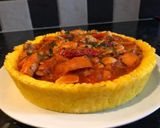 Pas rețetă Tartă de mamaligă cu sos tomat, ciuperci și piept de pui afumat 😋👌 1 fotografie