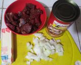 Foto del paso 1 de la receta: Macarrones en salsa blanca con carne y champiñones (a mi estilo)