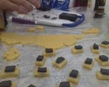 Foto langkah ke 3 dari resep Choco Stick cookies.