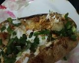 A picture of step 4 of Baked jacket potato no oven.