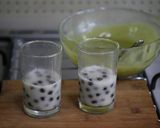Gambar langkah 3 resipi Puding Boba Teh Hijau.