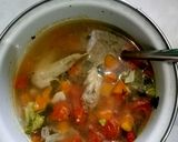Foto langkah ke 7 dari resep Sup ayam sayap brokoli wortel.