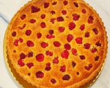 A picture of step 10 of Almond and raspberry frangipane tart.