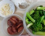 รูปขั้นตอนการทำที่ 1 ของ ข้าวผัดกุนเชียง