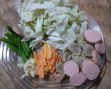 Foto langkah ke 2 dari resep Kwetiau Goreng Ebi (Bekal Sekolah).